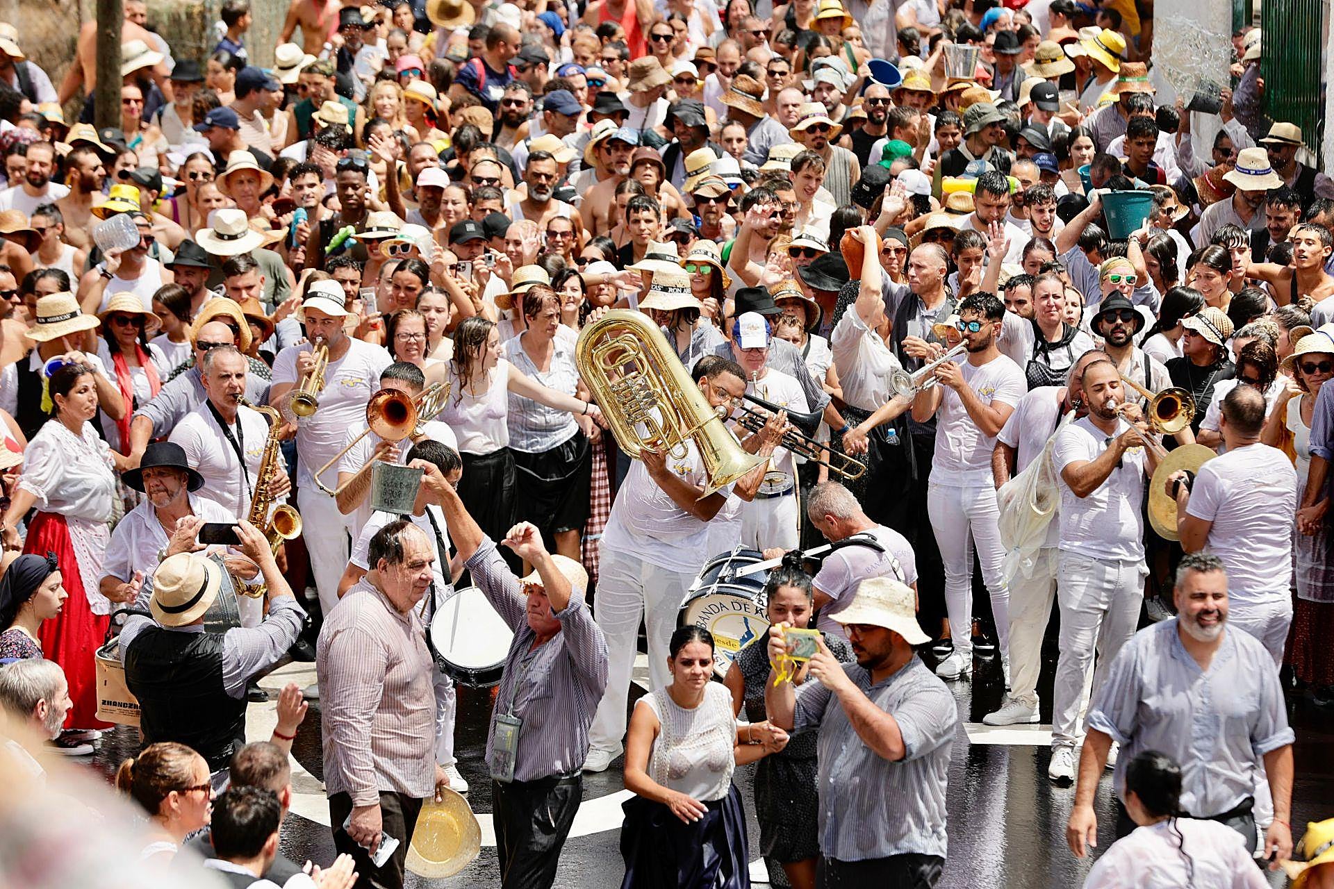 La Traída del Agua refresca Lomo Magullo