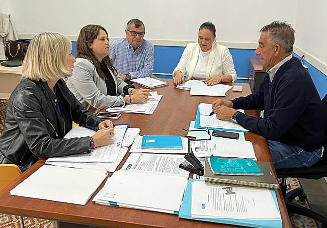 Reunión de las consejeras y los consejeros del PP.