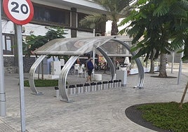 Instalación cercana a la playa de El Reducto.
