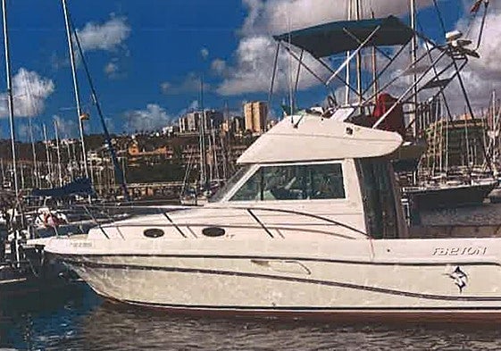 El barco nodriza que acabó abandonado en la capital grancanaria.