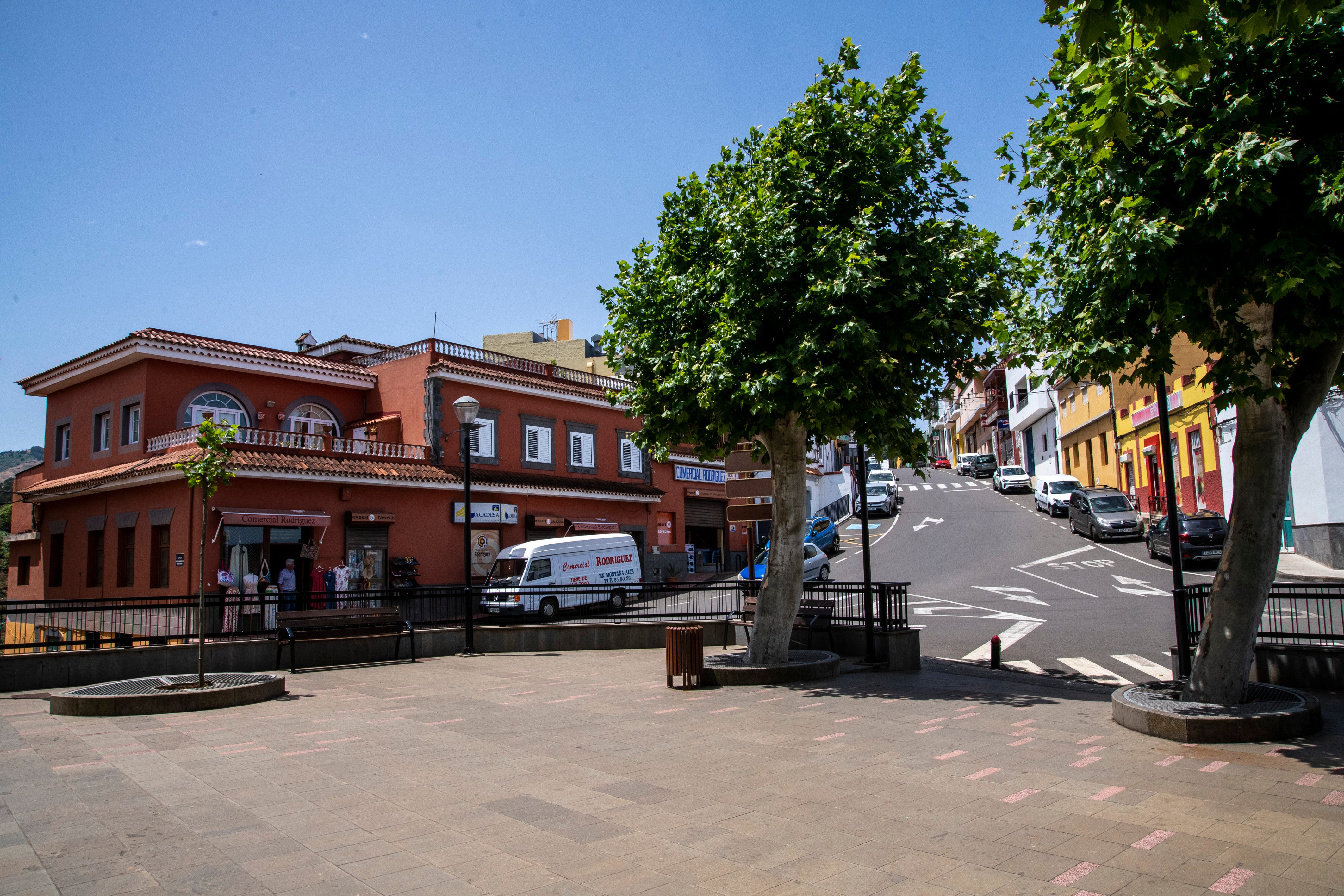 Imagen de la plaza de Montaña Alta.