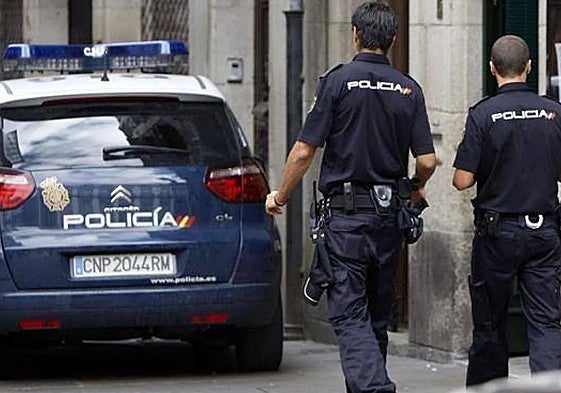 Imagen de la detención por parte de la Policía Nacional.