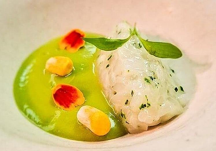 Calamar-aguacate-millo. Menú «Leonor de Armas».