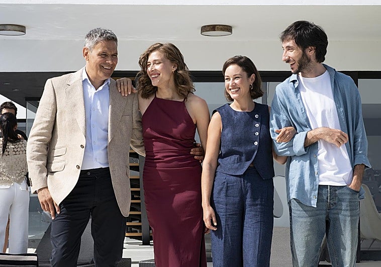 Roberto Enríquez, Marta Belmonte, Aida Folch y Juan Grandinetti, este viernes, en Firgas.