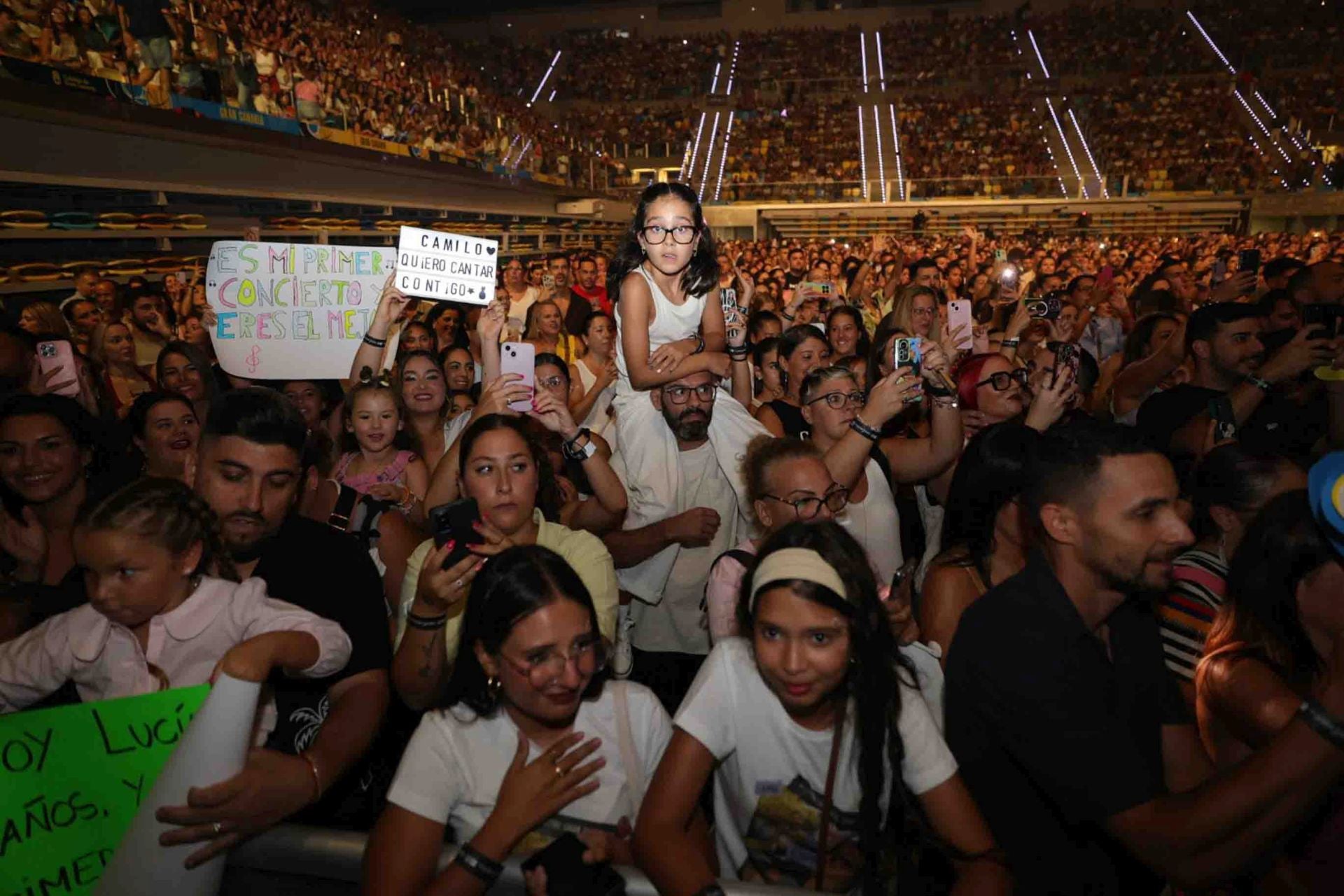 Camilo conquista a &#039;La Tribu&#039; en el Gran Canaria Arena