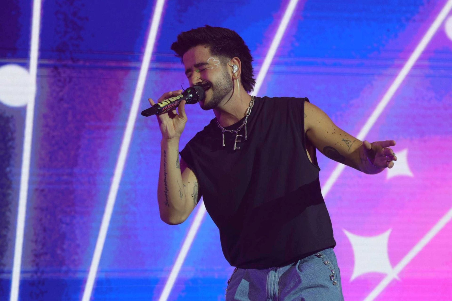 Camilo conquista a &#039;La Tribu&#039; en el Gran Canaria Arena