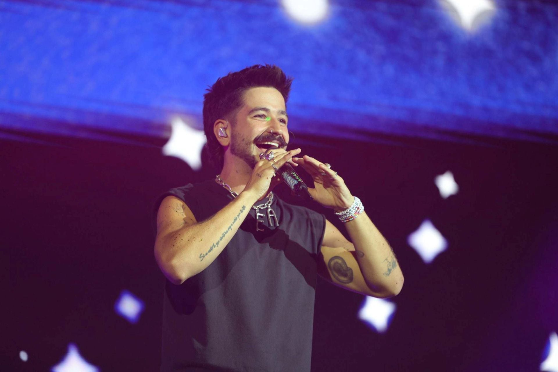 Camilo conquista a &#039;La Tribu&#039; en el Gran Canaria Arena