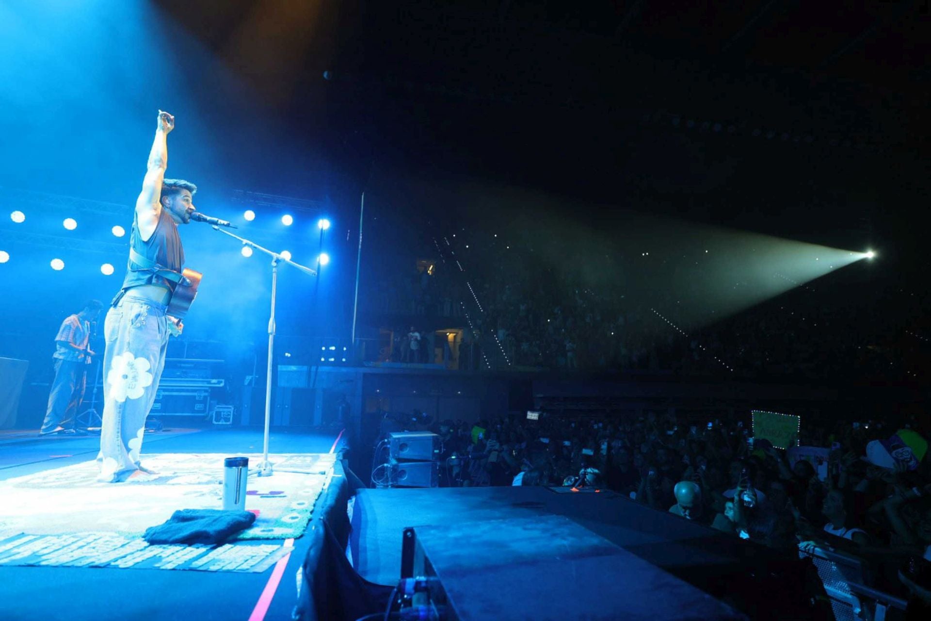 Camilo conquista a &#039;La Tribu&#039; en el Gran Canaria Arena