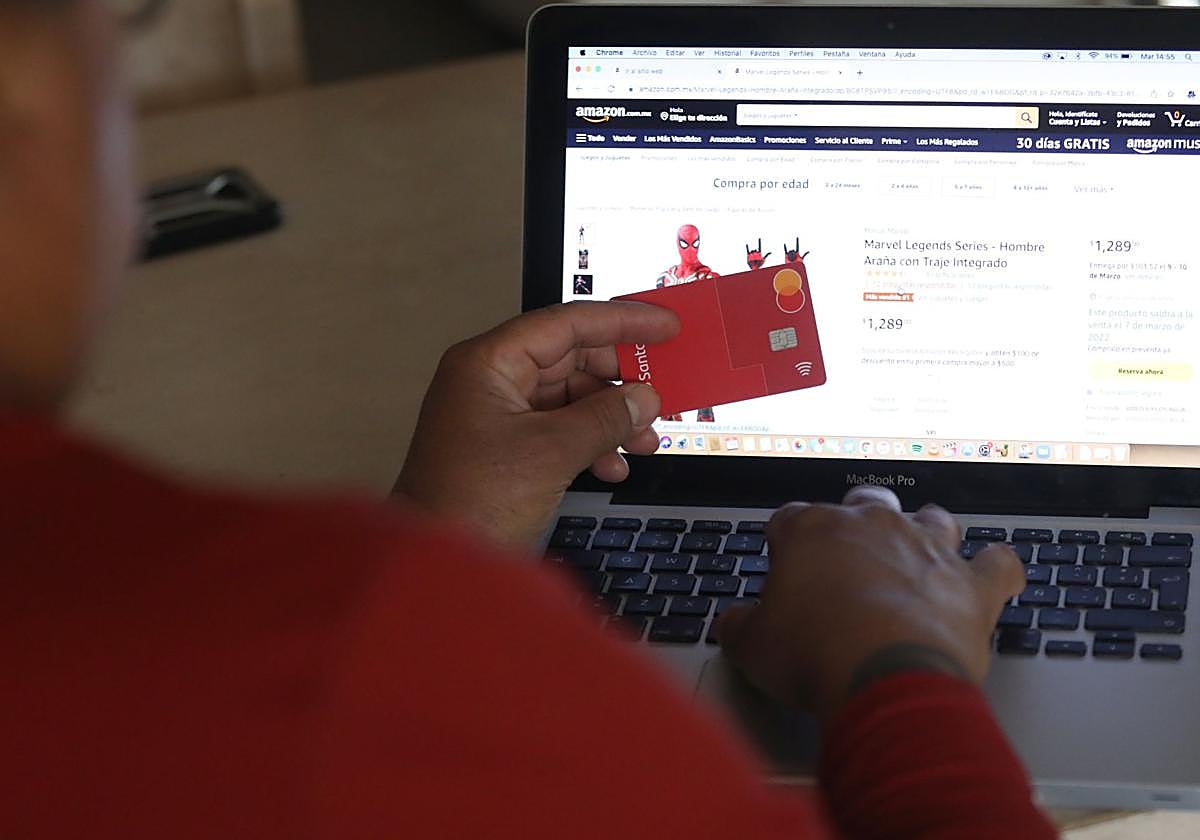 El comercio electrónico distribuye en el archipiélago cada día casi 170.000 paquetes y la tendencia va en aumento