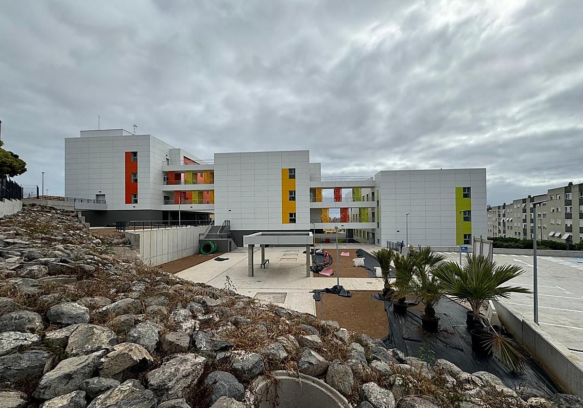 El nuevo centro sociosanitario Benedicta Ojeda se ha levantado en Tamaraceite.