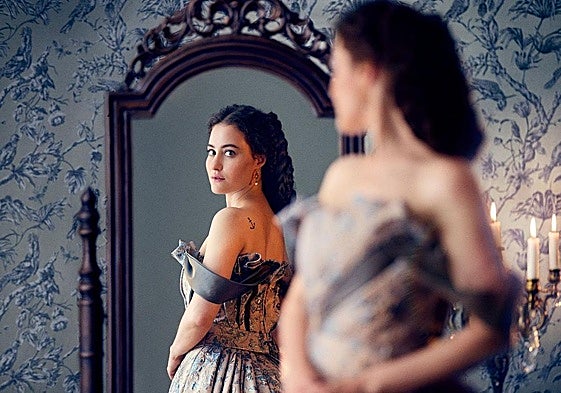 Dominique Devenport da vida a la emperatriz de Austria y reina de Hungría.