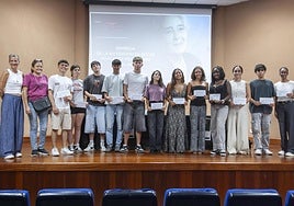 Alumnado que tiene ayuda del colectivo Mercedes Medina.