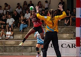 Imagen del encuentro entre el Zonzamas y el Mecalia Atlético Guardés.