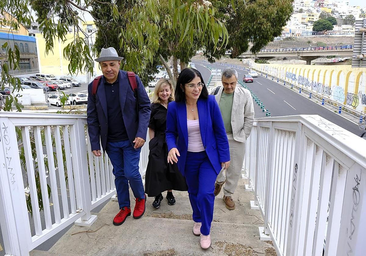 Carolina Darias y el jurado del concurso en una imagen de archivo.