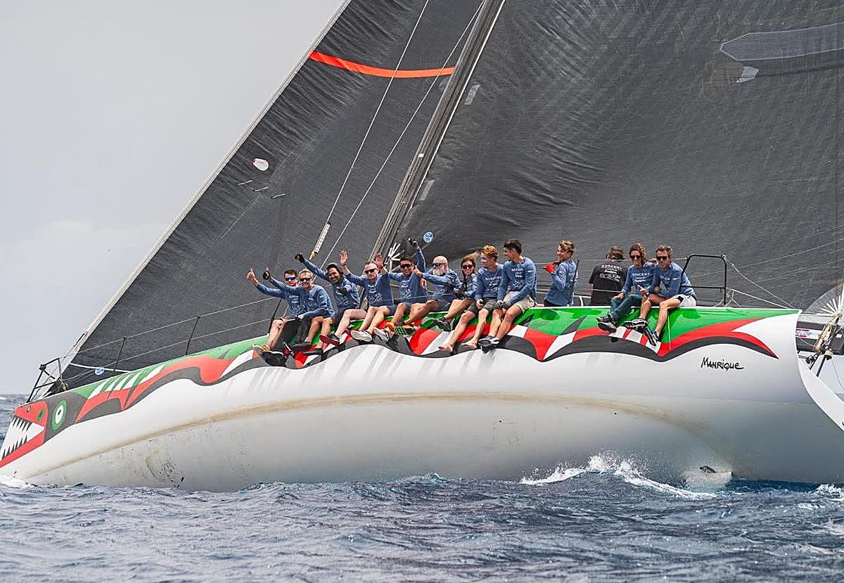 Imagen de la embarcación que batió el récord.