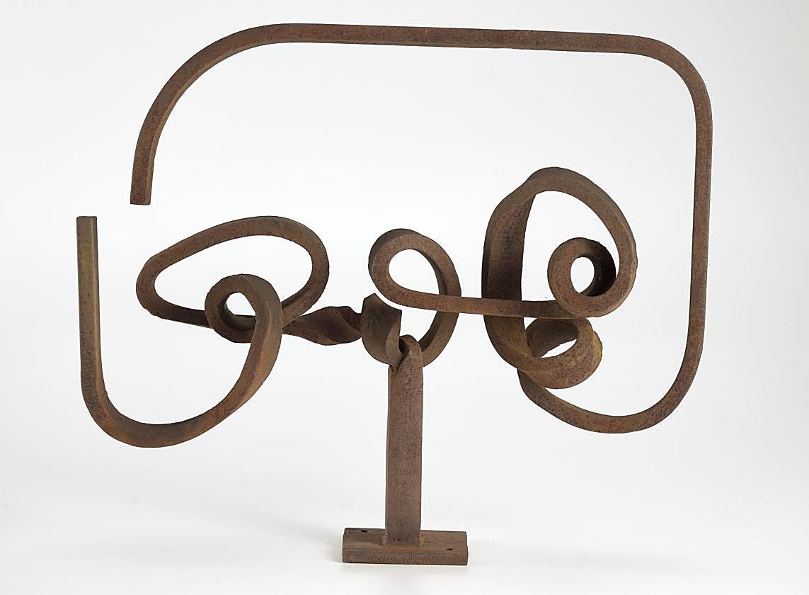 'Cabeza reclinada. El Grito I'. Hierro formado, 1962, de Martín Chirino.