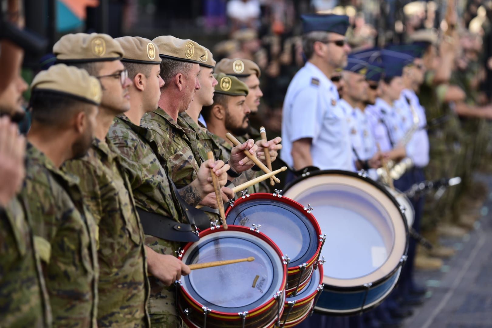 El Ejército de Tierra ensaya el desfile que protagonizará en Teror