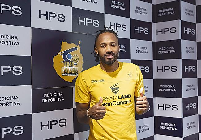 Reconocimiento médico Braian Angola.