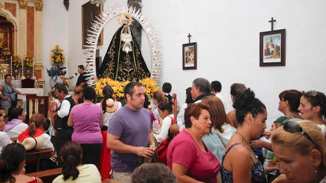 Imagen de la iglesia de la Virgen de los Dolores en Lanzarote.