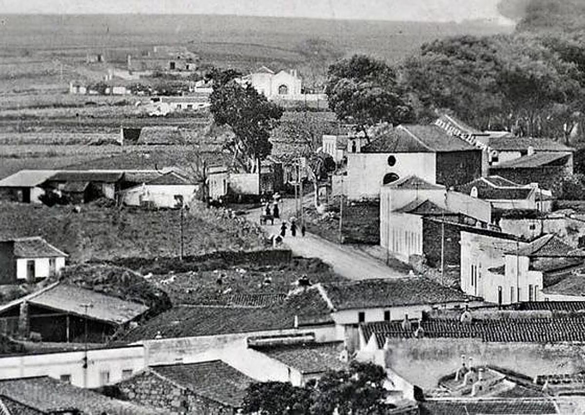 Imagen secundaria 1 - A las afueras de La Laguna, El municipio de La Laguna y El centro de La Laguna 