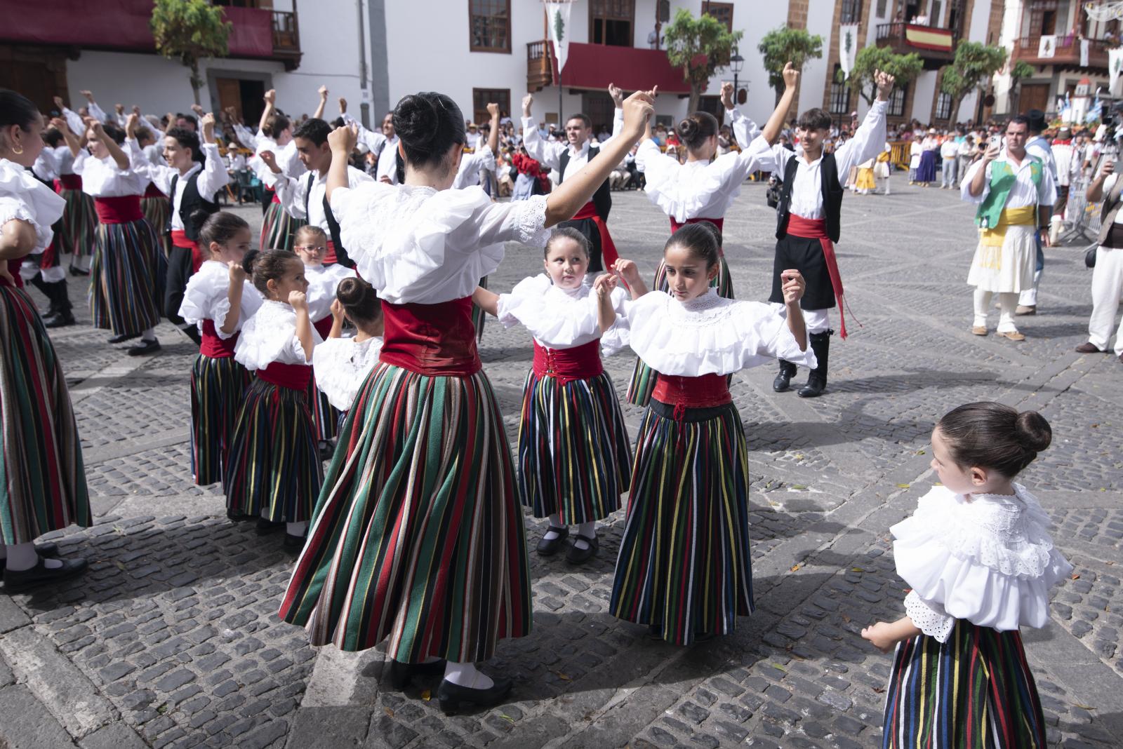 La romería de la Virgen del Pino, en imágenes