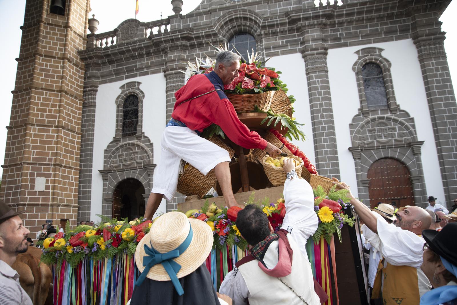 La romería de la Virgen del Pino, en imágenes