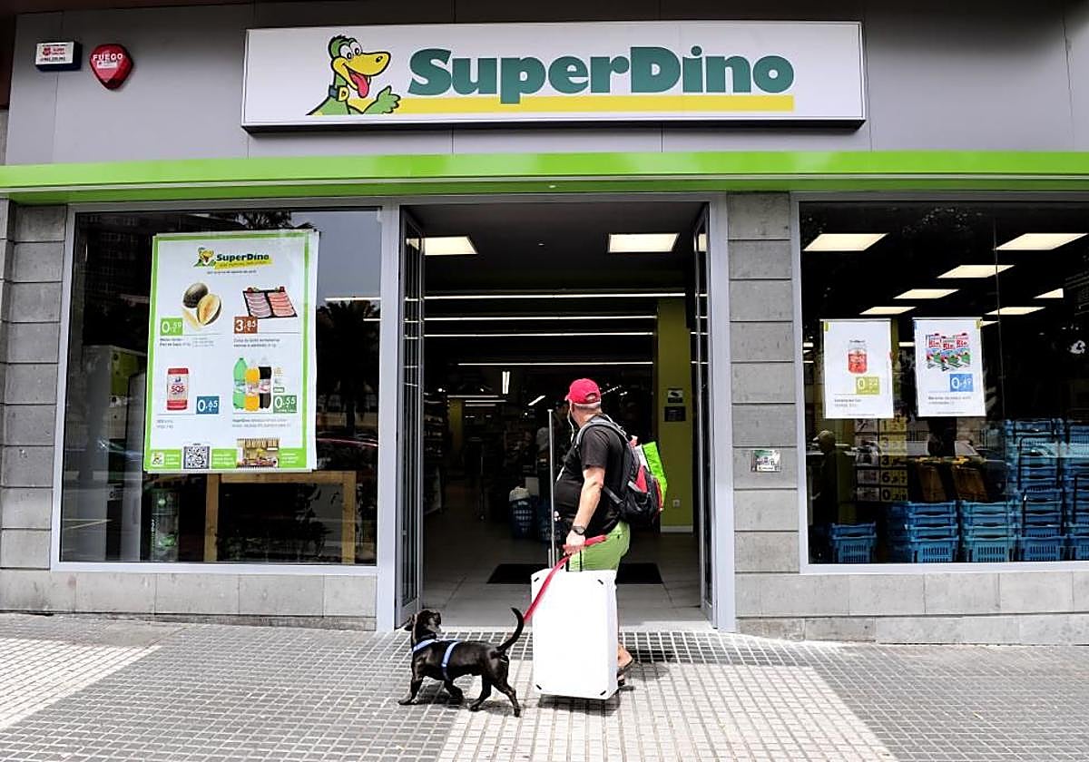 Imagen de un establecimiento de Superdino en la capital grancanaria.