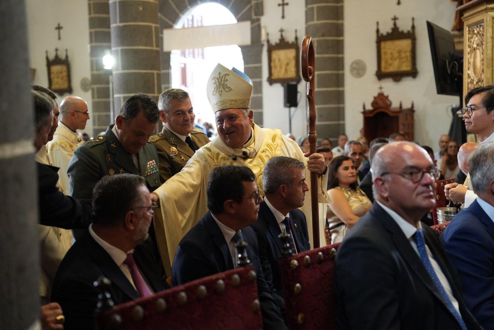 Emoción y recogimiento en la homilía dedicada a la Virgen del Pino