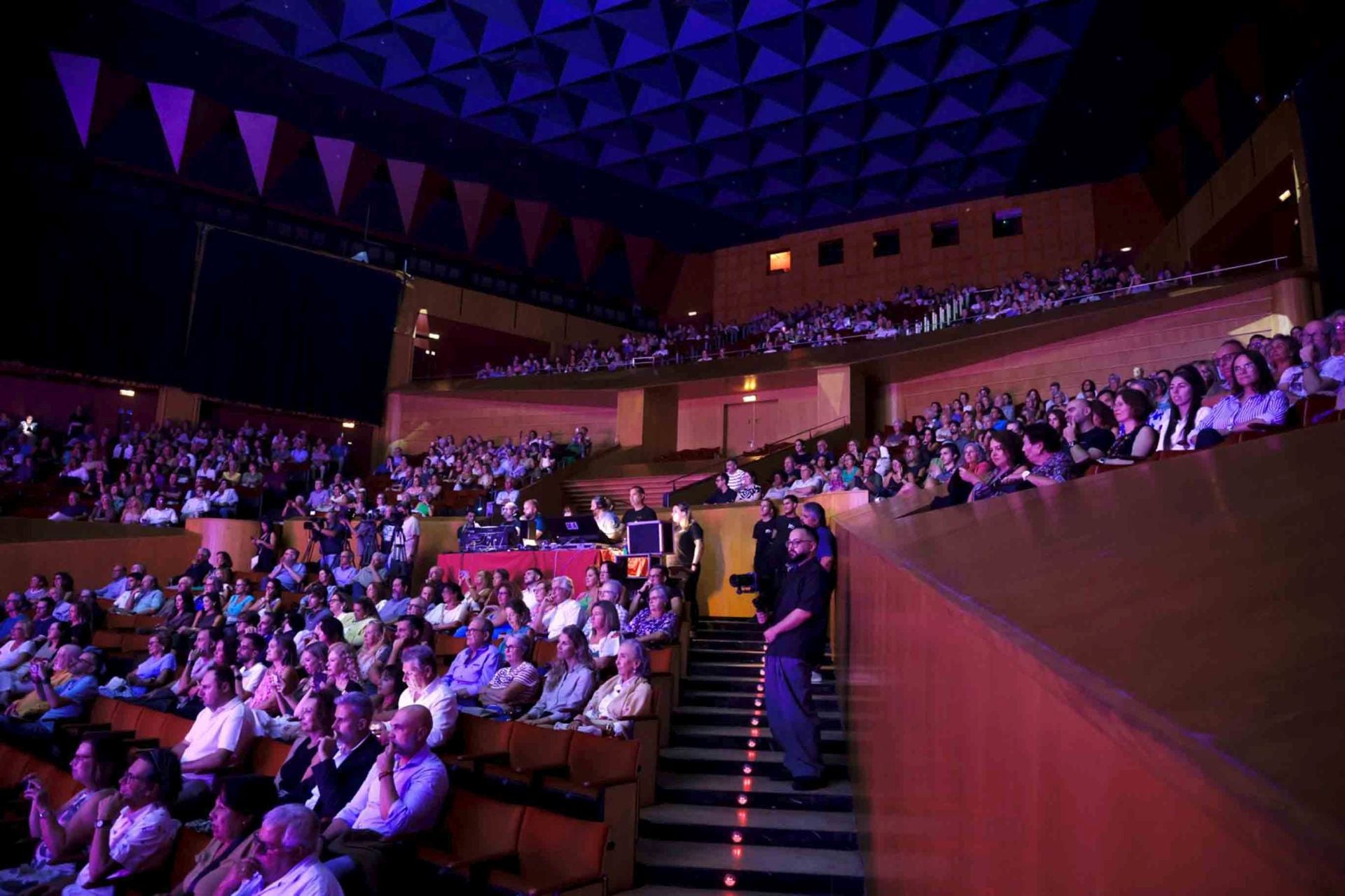 El telón se alza para la nueva temporada del Alfredo Kraus y el Pérez Galdós