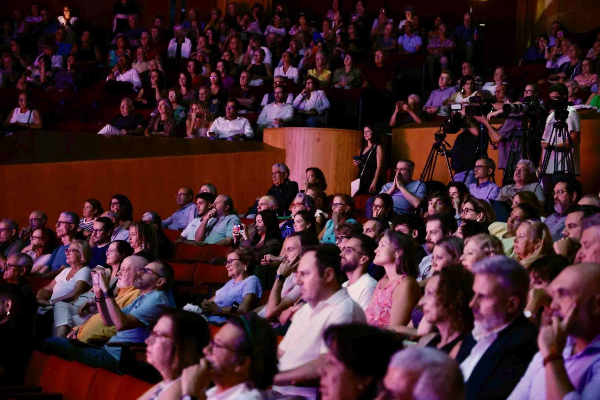 El telón se alza para la nueva temporada del Alfredo Kraus y el Pérez Galdós