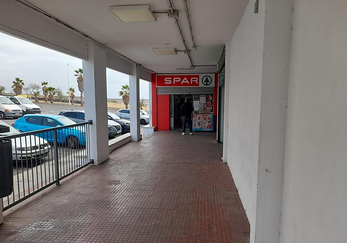Imagen del supermercao Spar del Centro Cívico de Jinámar.