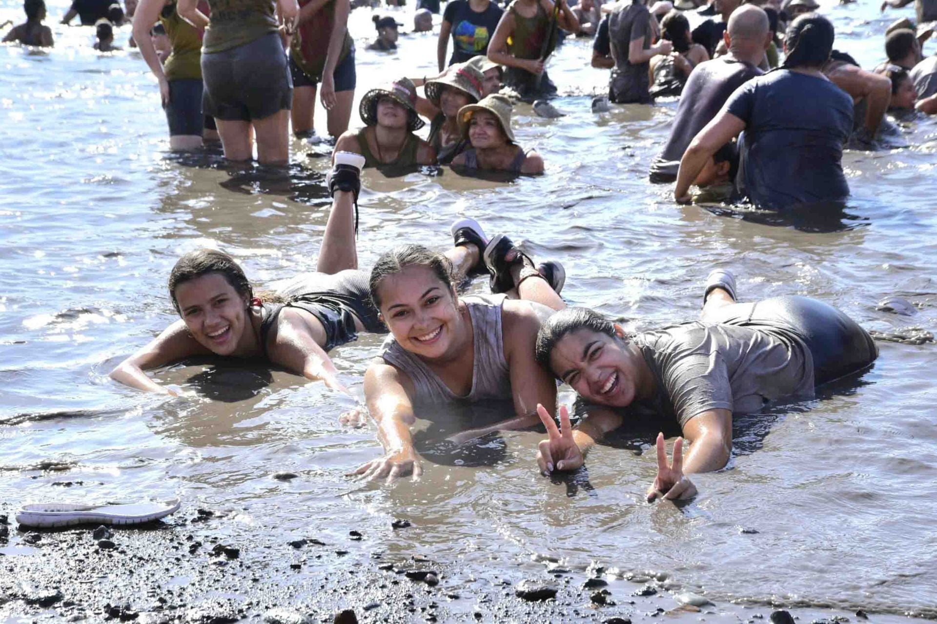 8.000 personas cumplen con El Charco