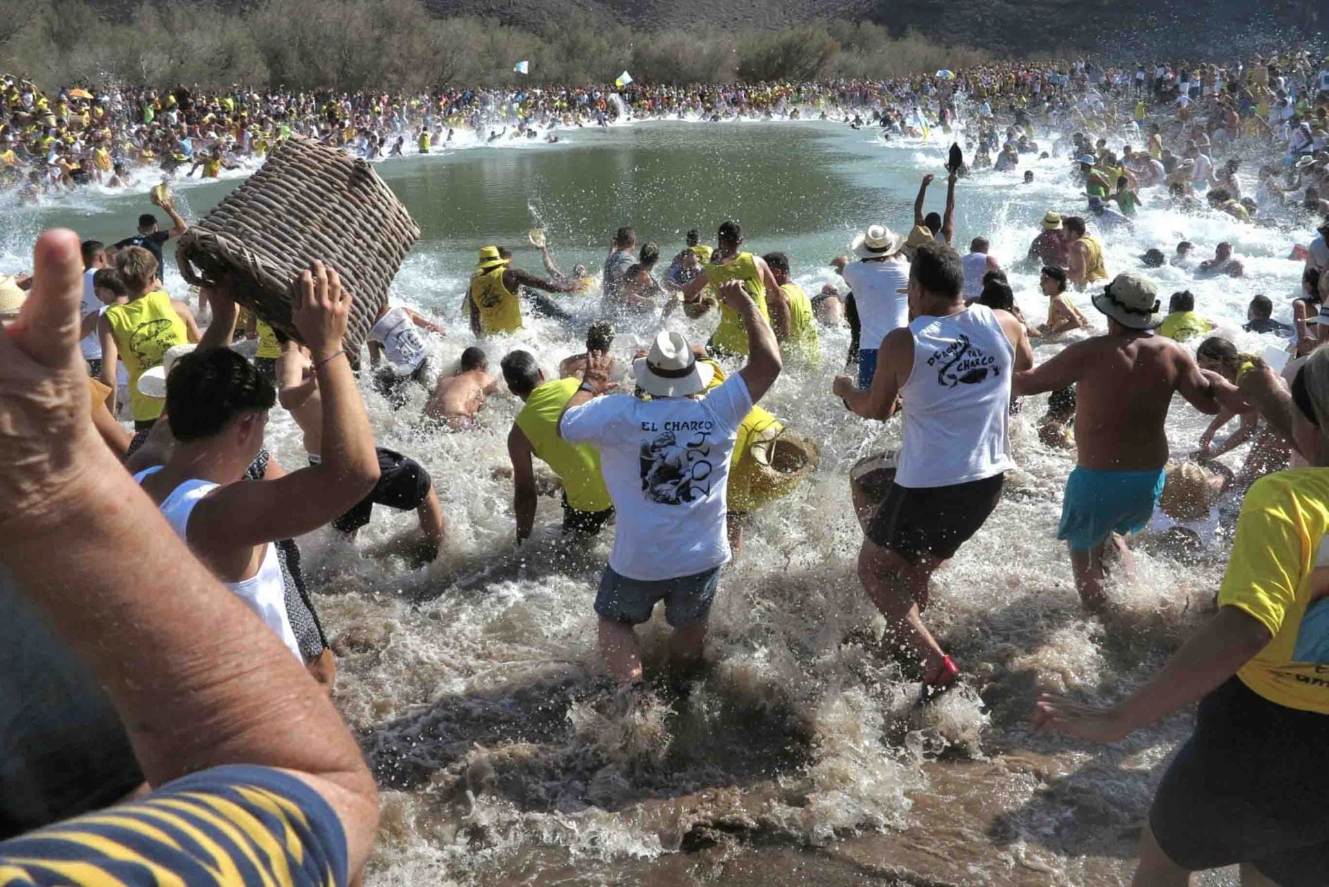 8.000 personas cumplen con El Charco