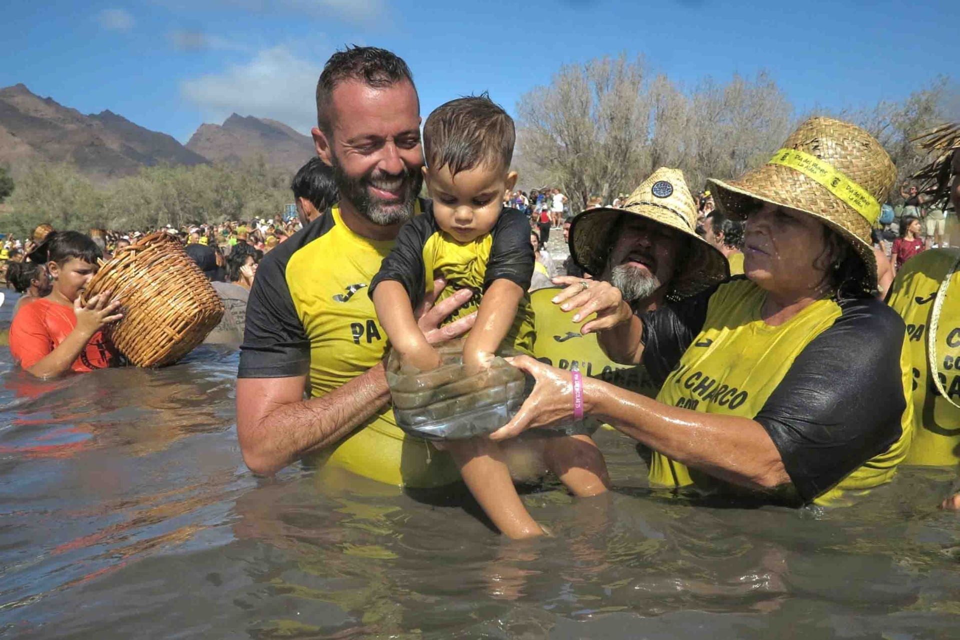 8.000 personas cumplen con El Charco