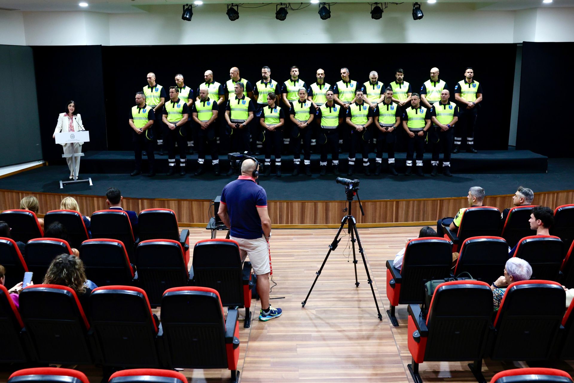 La alcaldesa presenta el acto de nombramiento de los 40 nuevos agentes de movilidad