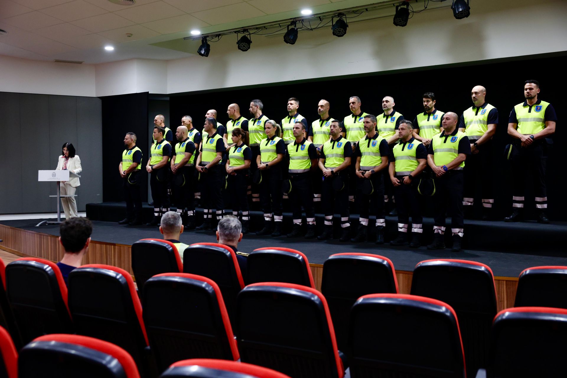 La alcaldesa presenta el acto de nombramiento de los 40 nuevos agentes de movilidad