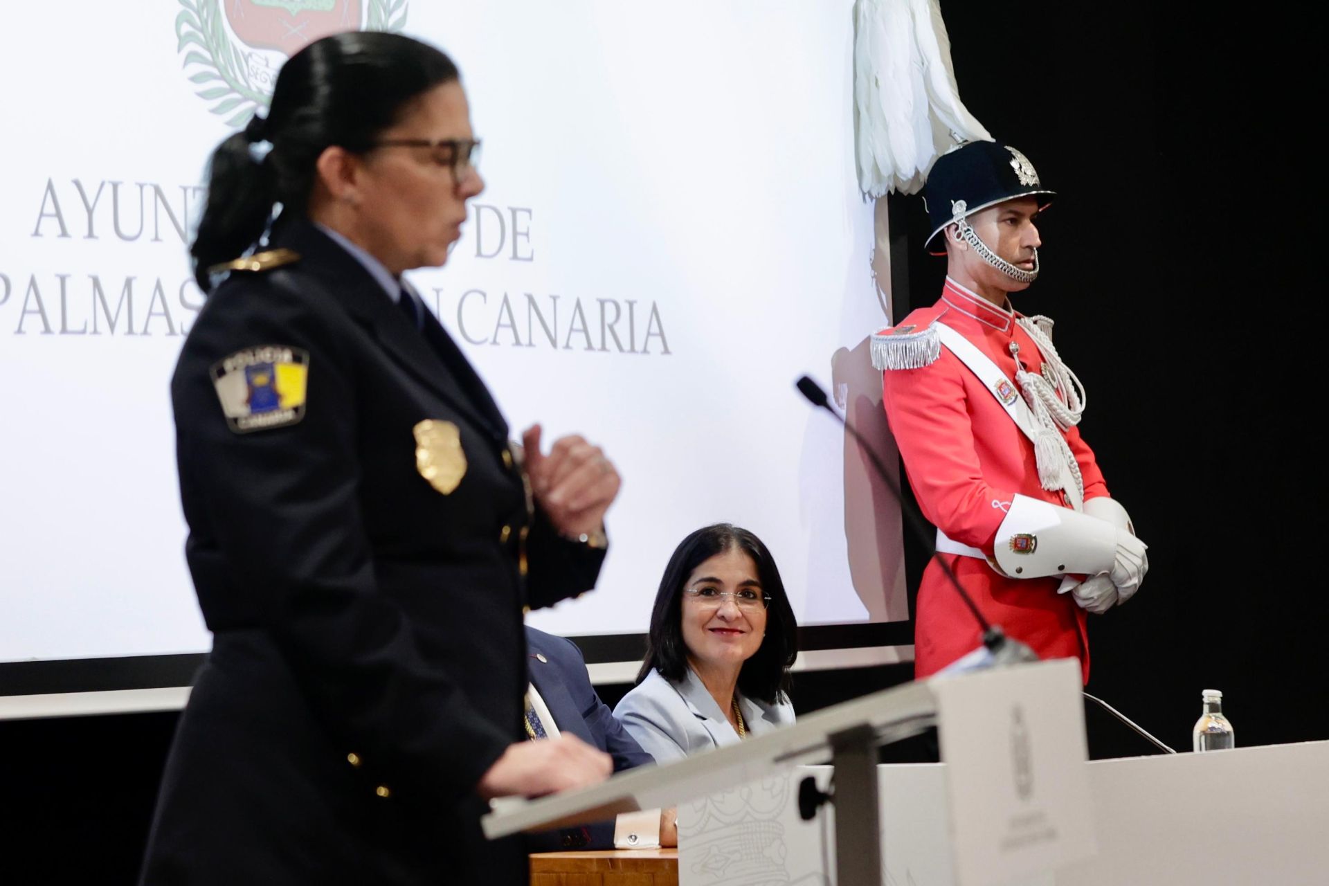 Las Palmas reconoce la labor de 28 policías locales en el día de su patrón