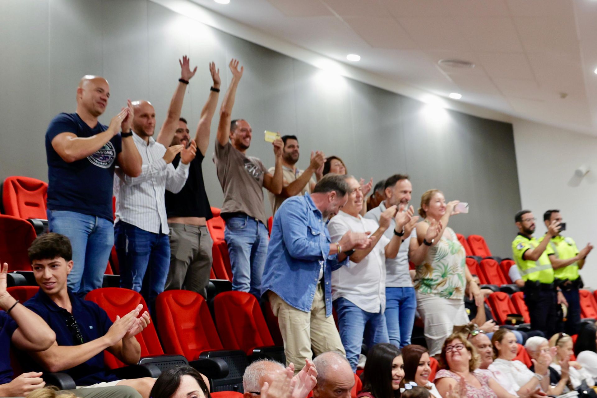 Las Palmas reconoce la labor de 28 policías locales en el día de su patrón