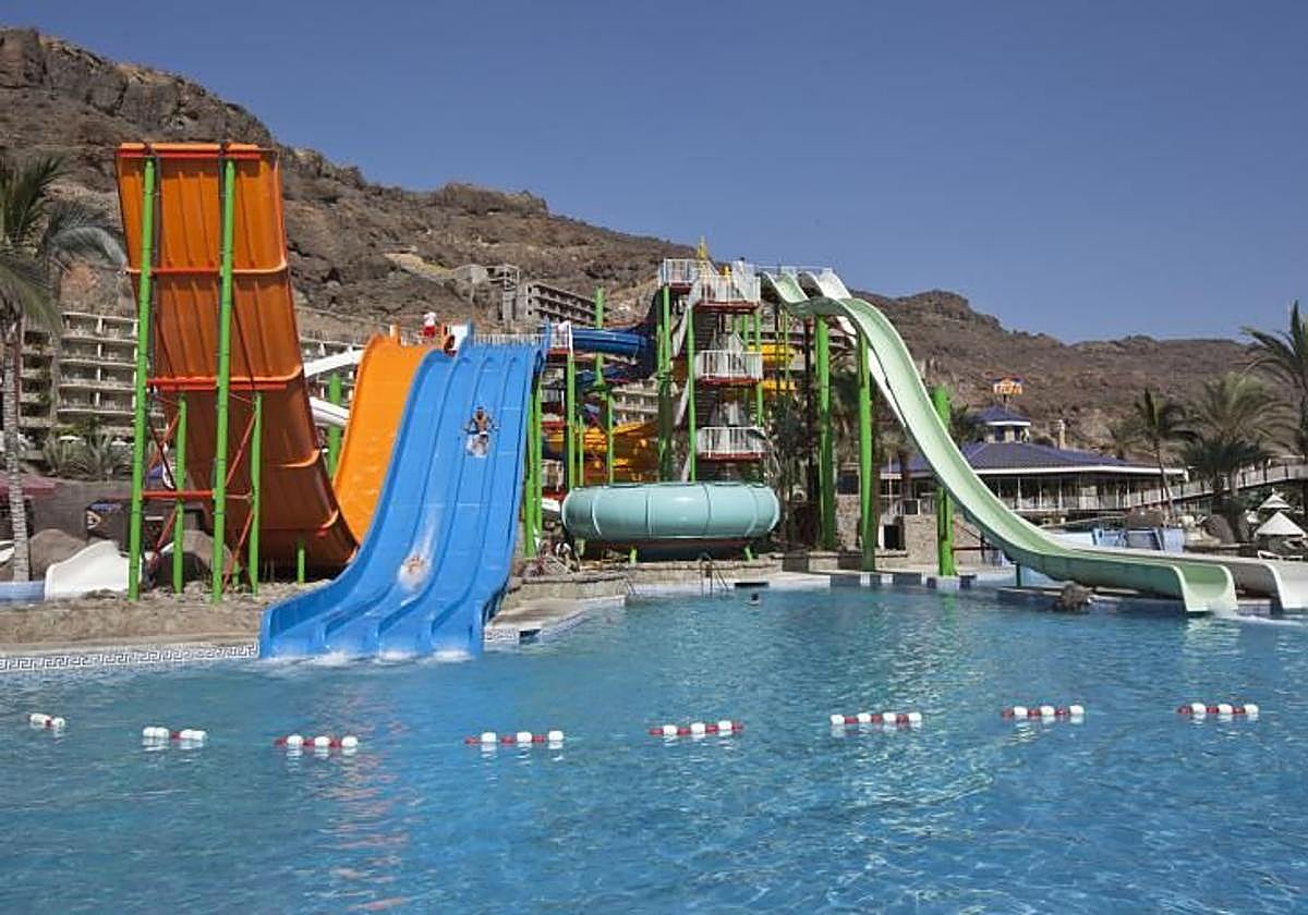 La Justicia obliga a Santana Cazorla a devolver la finca donde está el parque acuático Lago Taurito