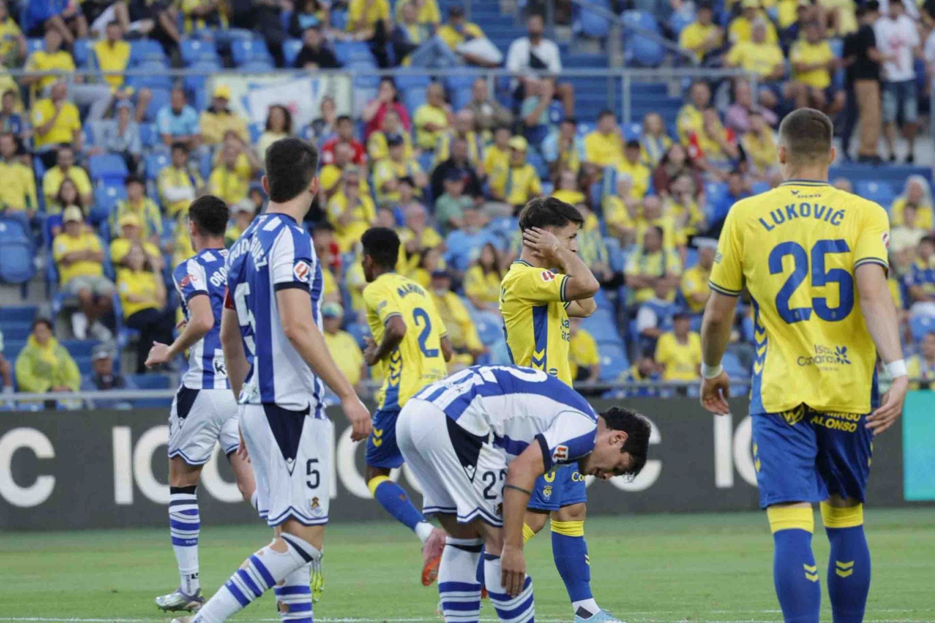 UD Las Palmas ante la Real Sociedad B, en imágenes