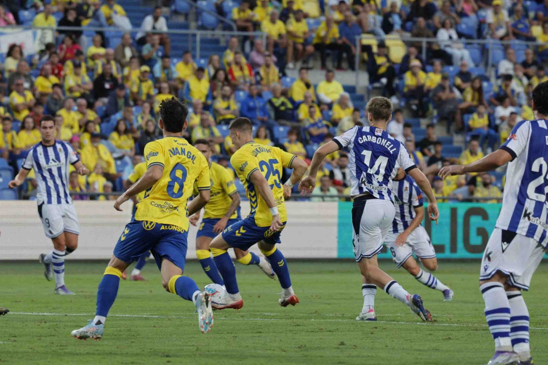 UD Las Palmas ante la Real Sociedad B, en imágenes