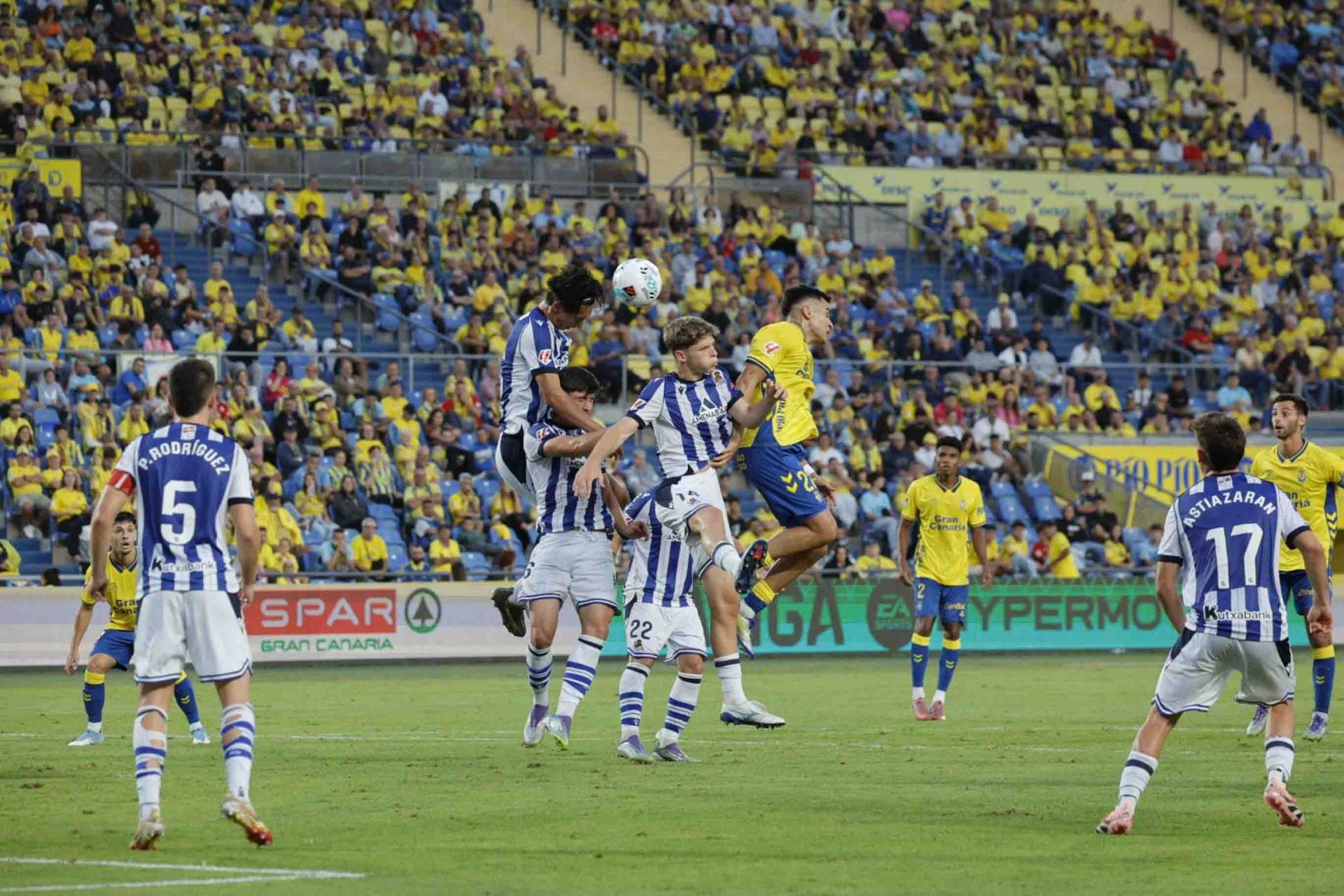 UD Las Palmas ante la Real Sociedad B, en imágenes