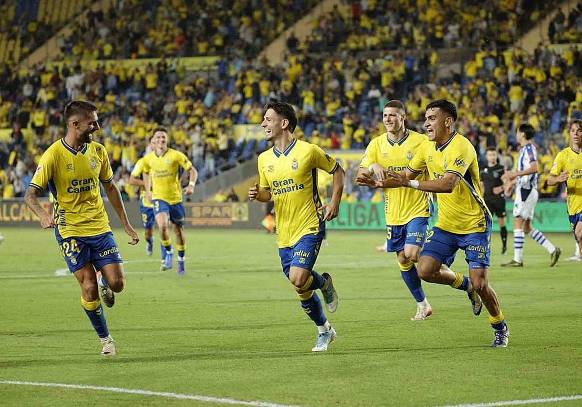 UD Las Palmas ante la Real Sociedad B, en imágenes