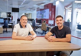 Gómez Perlado y Óliver Viera en las instalaciones de Canarias7.