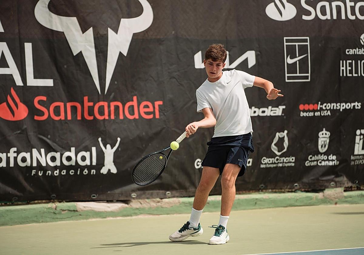 El grancanario Pedro Manrique sigue adelante.