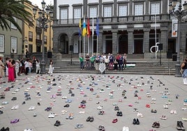 Un momento del acto de este lunes en la Plaza de Santa Ana.