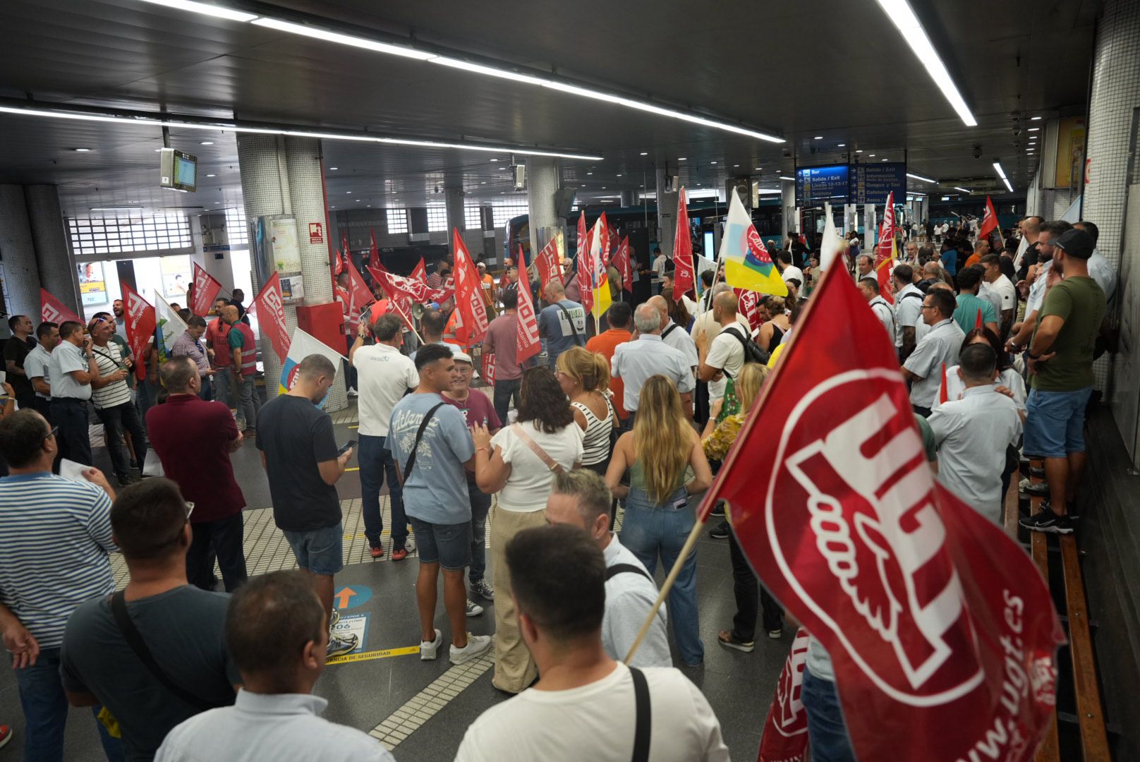 Huelga de transporte en Gran Canaria: las guaguas protestan para reclamar un convenio provincial