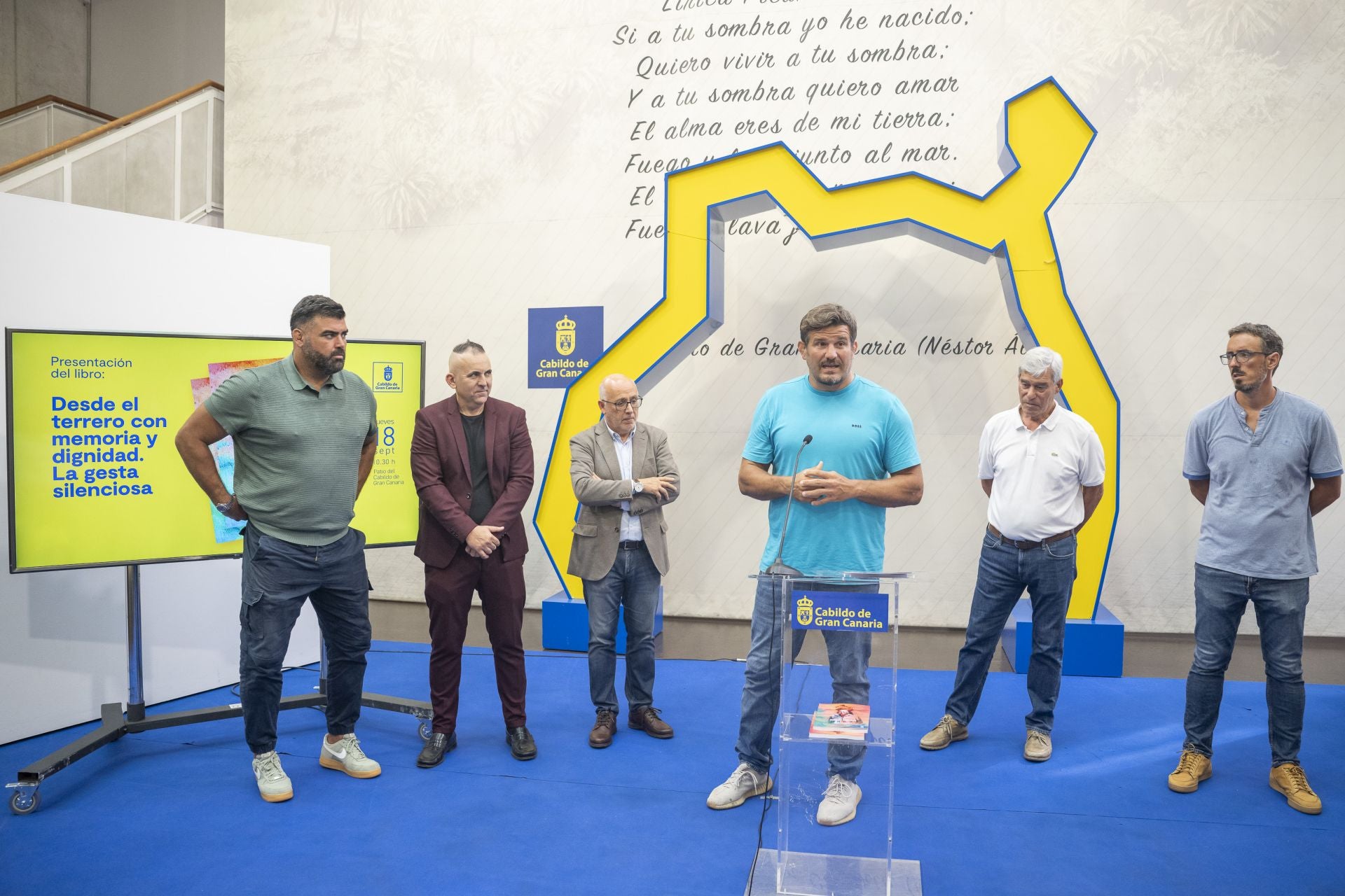 El Cabildo de Gran Canaria se vuelca con el libro &#039;Desde el terrero con memoria y dignidad&#039; sobre el legado del Pollo de La Barranquera I