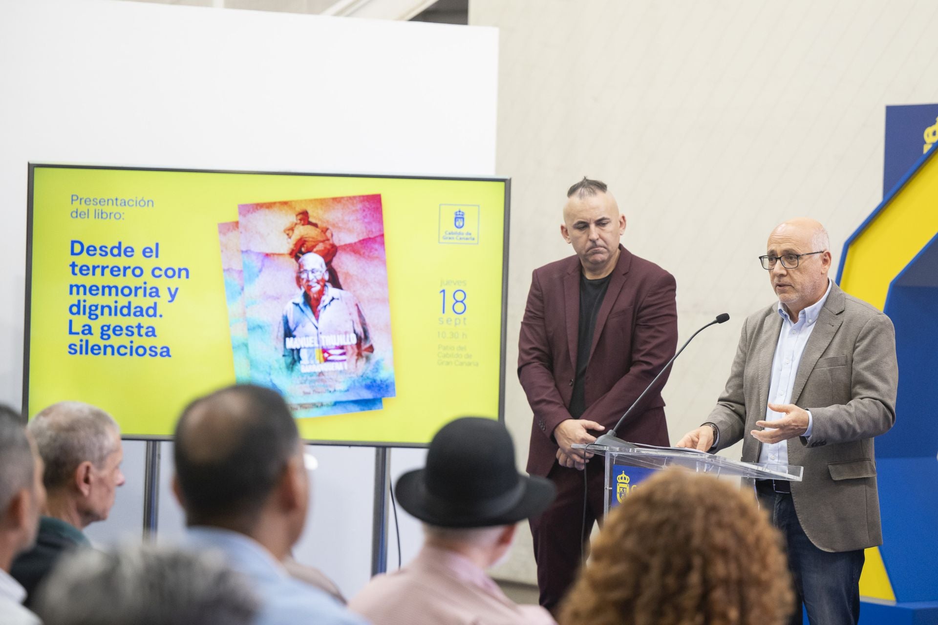 El Cabildo de Gran Canaria se vuelca con el libro &#039;Desde el terrero con memoria y dignidad&#039; sobre el legado del Pollo de La Barranquera I