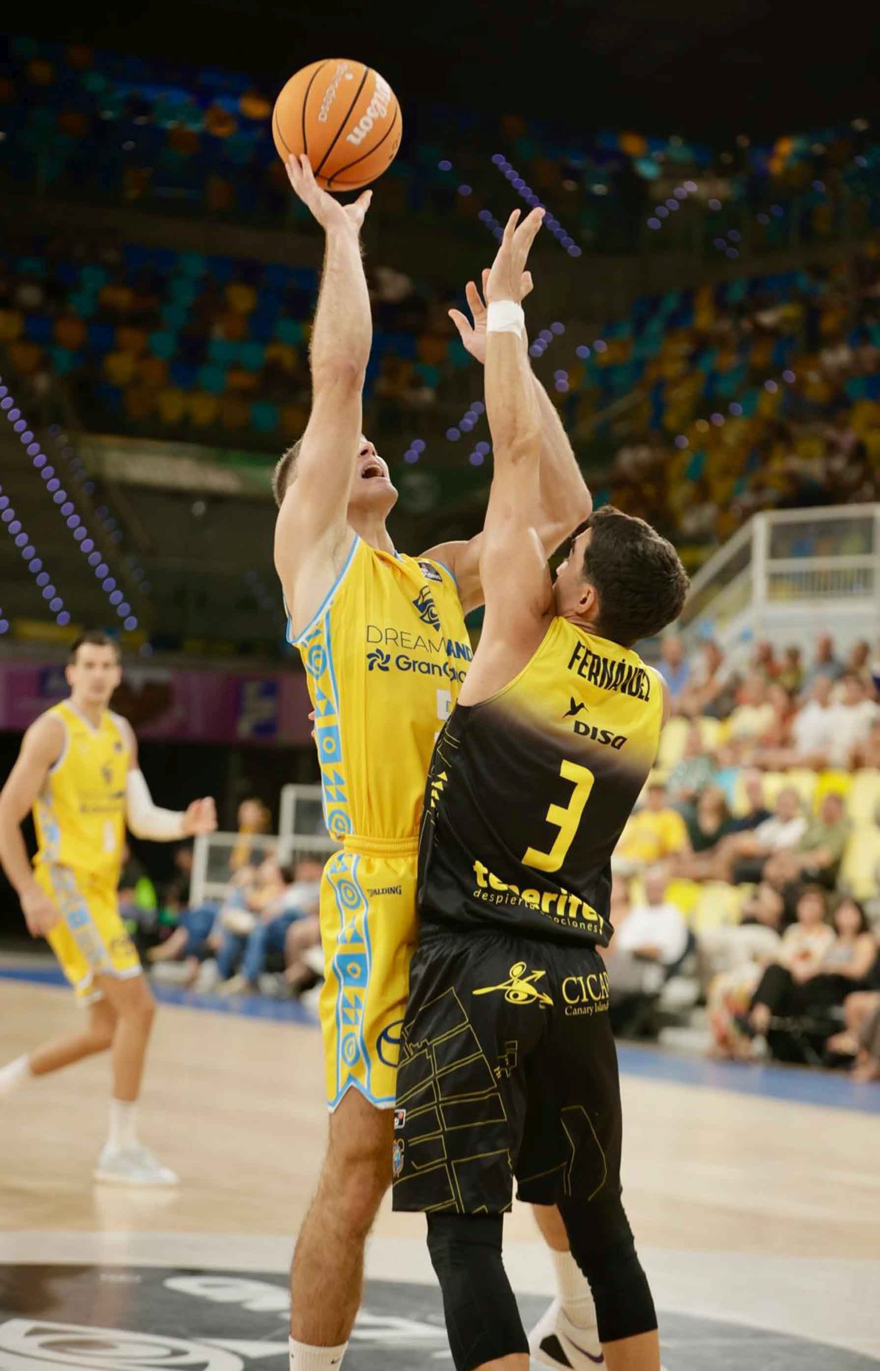 El Dreamland Gran Canaria se estrena esta temporada ante su afición en la Copa Canaria